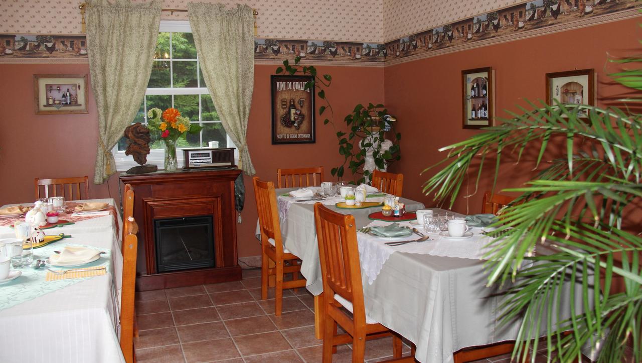 Arkadia Eastman B&B Eksteriør billede